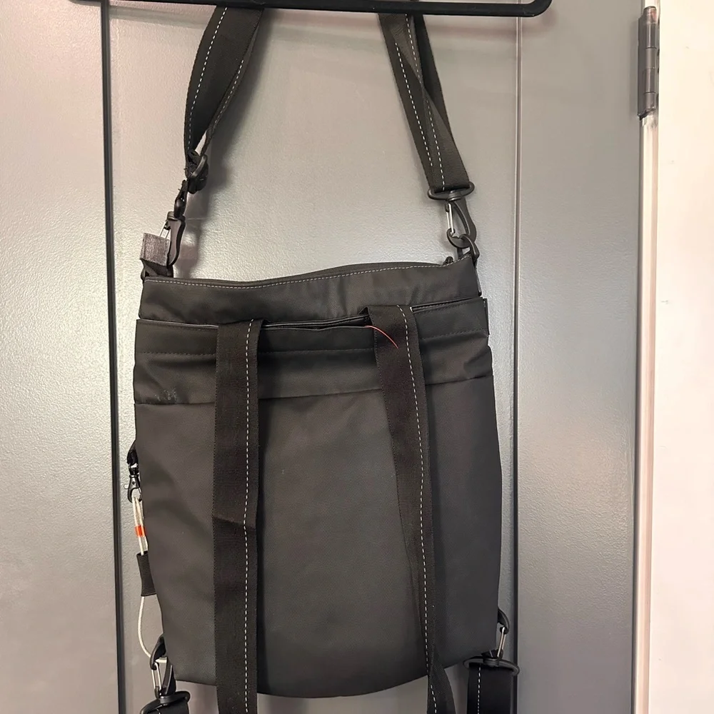 Sherpani Soleil Multi-Wear Travel Bag - Grey and Black